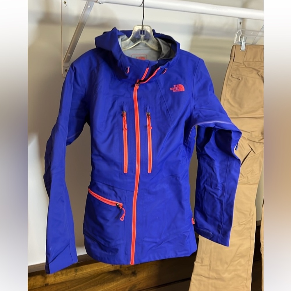 The North Face Steep Series Hooded Recco Ski Hyvent Alpha Jacket